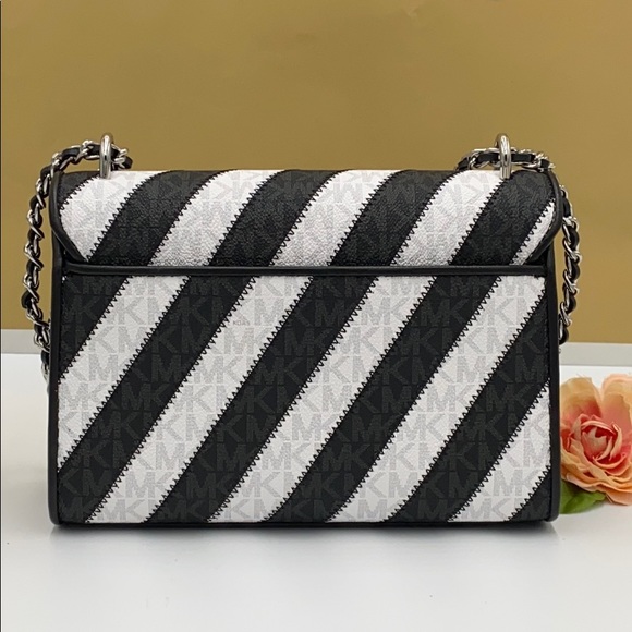 MICHAEL KORS ROSE  MEDIUM FLAP SHOULDER BLACK MULT - Picture 3 of 16